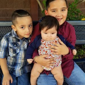 Meet your Posher, Derrick